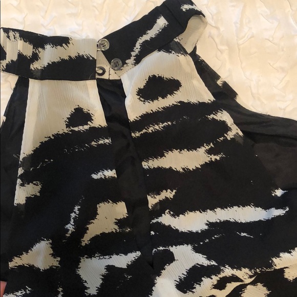 Top - Picture 5 of 6